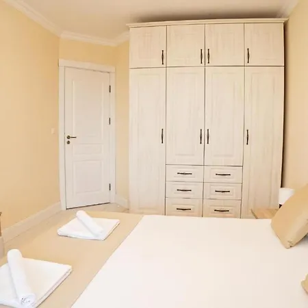 Апарт-отель Burgas Beach Resort Apartments 4*