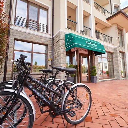 Ξενοδοχείο με διαμερίσματα Burgas Beach Resort Apartments 3*