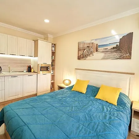 Burgas Beach Resort Apartments 3* بورغاس
