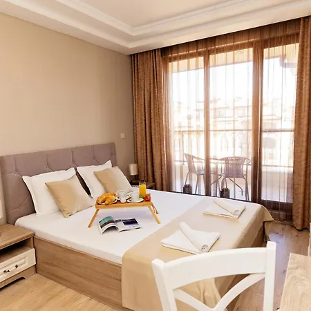 Апарт-отель Burgas Beach Resort Apartments 4*