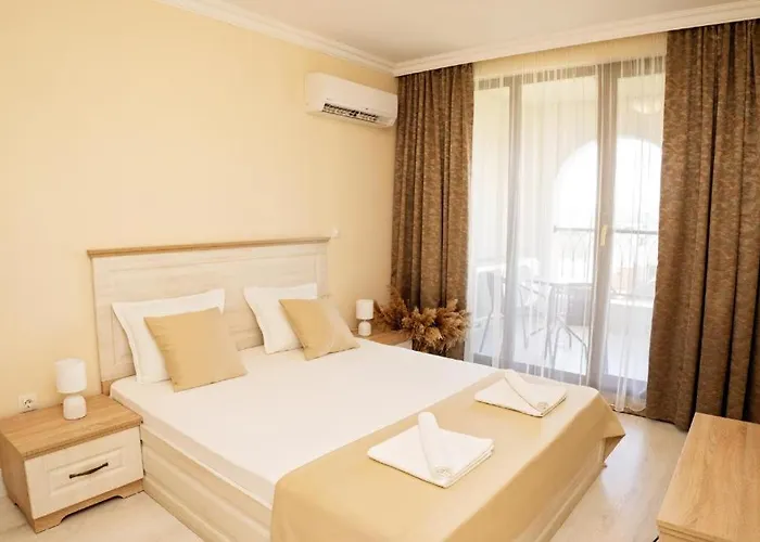 Burgas Beach Resort Apartments Apartmanhotel Burgasz