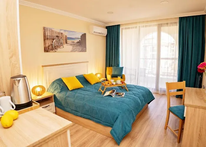 Burgas Beach Resort Apartments 4*