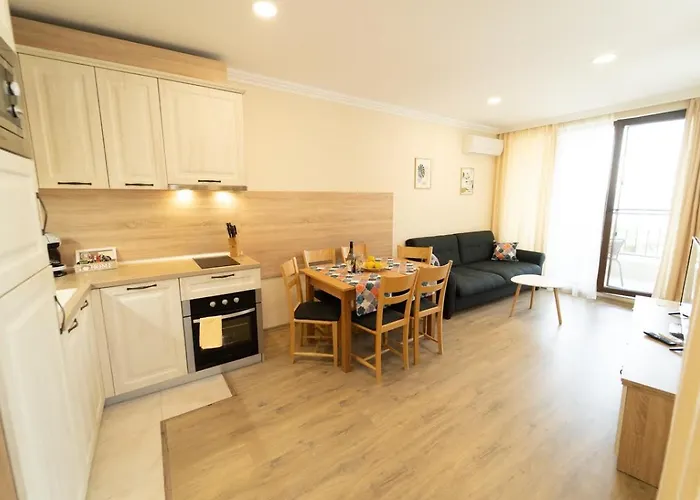 Burgas Beach Resort Apartments Aparthotel 4*