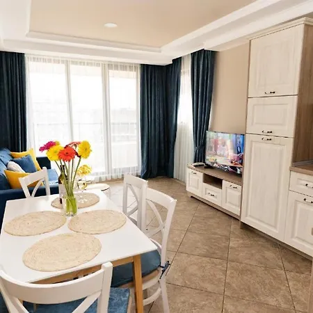Burgas Beach Resort Apartments アパートホテル