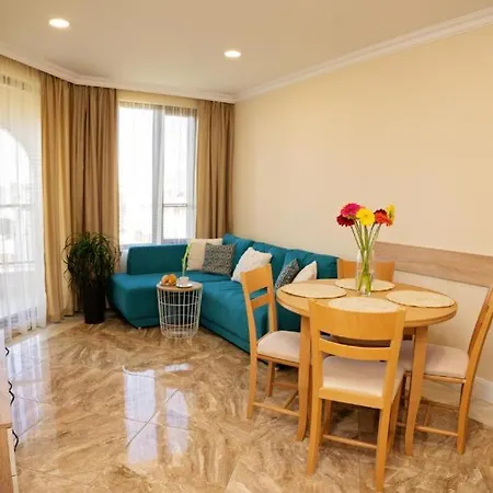 Burgas Beach Resort Apartments アパートホテル