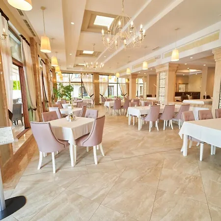 Burgas Beach Resort Apartments ブルガス