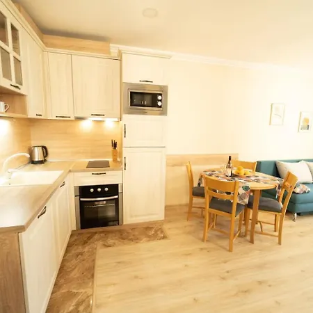 Burgas Beach Resort Apartments ブルガス
