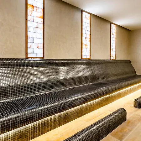 Burgas Beach Resort Apartments 4* Burgasz