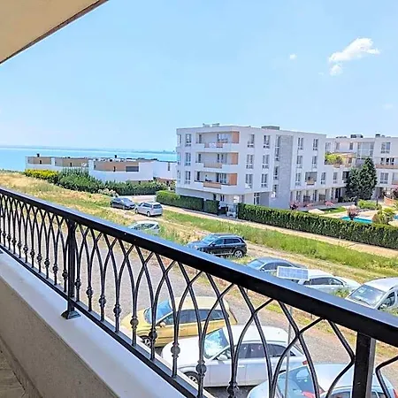 Burgas Beach Resort Apartments شقة فندقية بورغاس