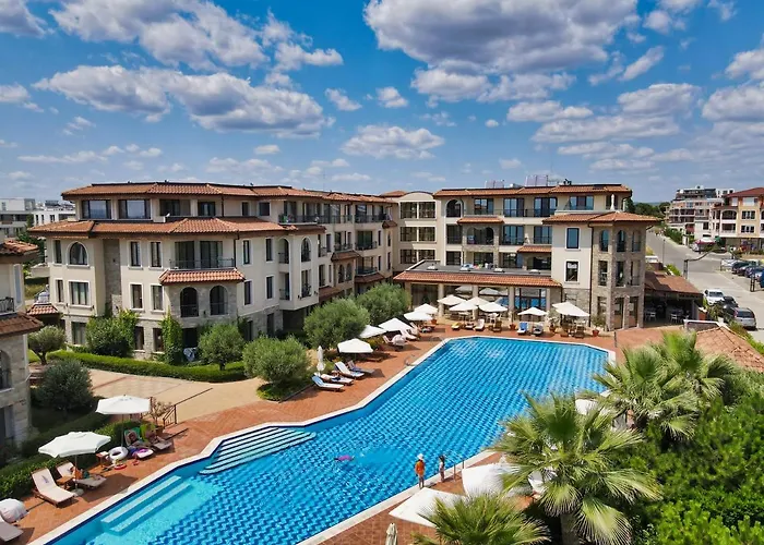 Burgas Beach Resort Apartments 4*