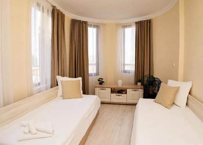 Burgas Beach Resort Apartments 4*