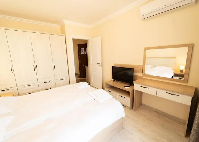 Burgas Beach Resort Apartments Aparthotel 4*