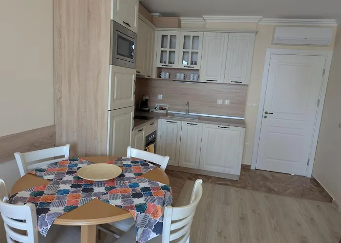 Burgas Beach Resort Apartments 4* Burgasz