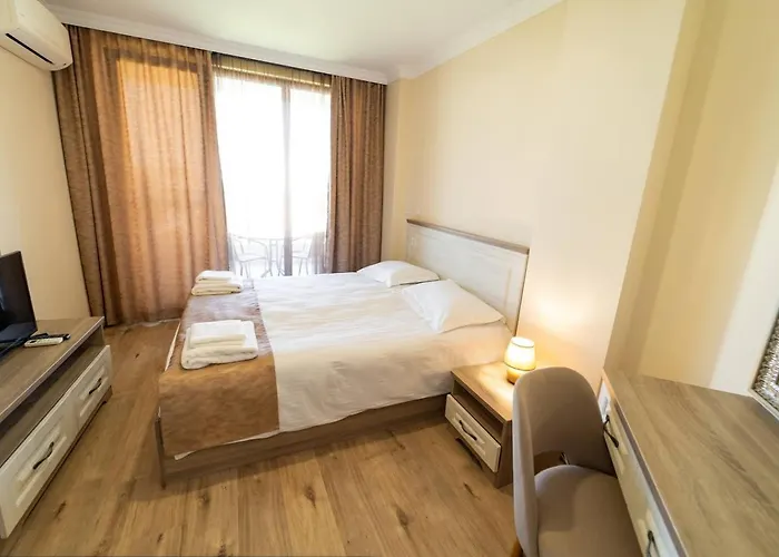 Burgas Beach Resort Apartments 4* Burgasz